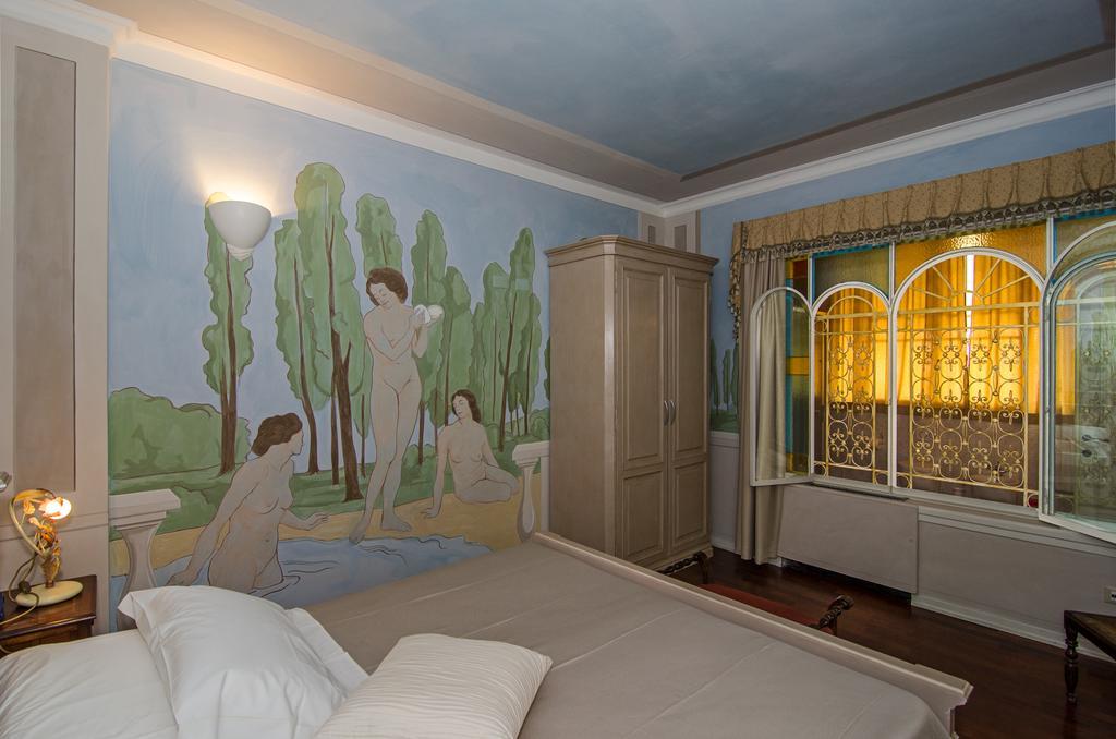 Hotel La Chandelle 3*